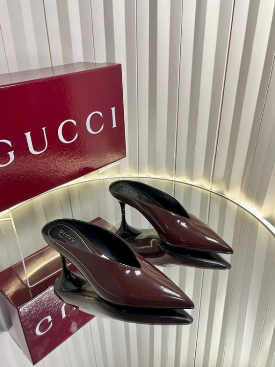 Picture of Gucci Shoes _SKUGuccisz35-42mnq11027529